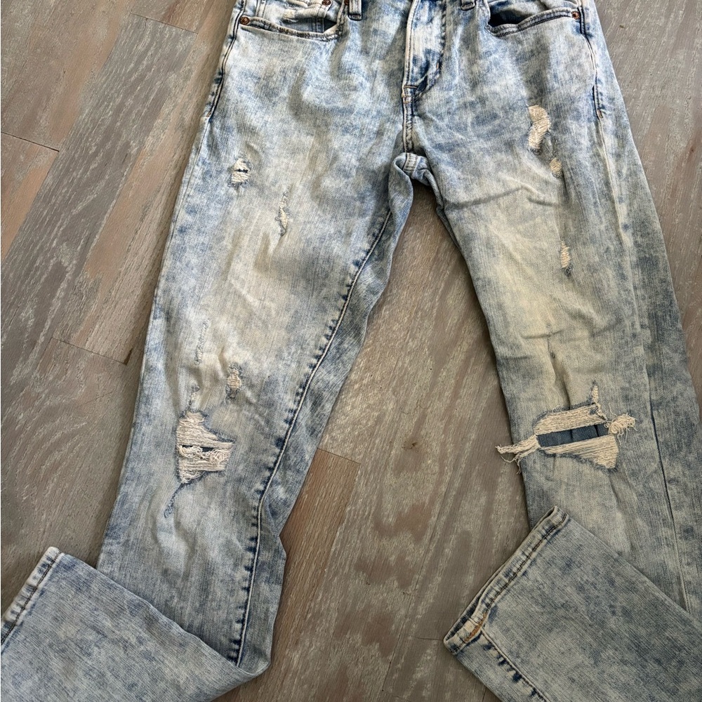 Aeropostale Men's Distressed Denim Jeans